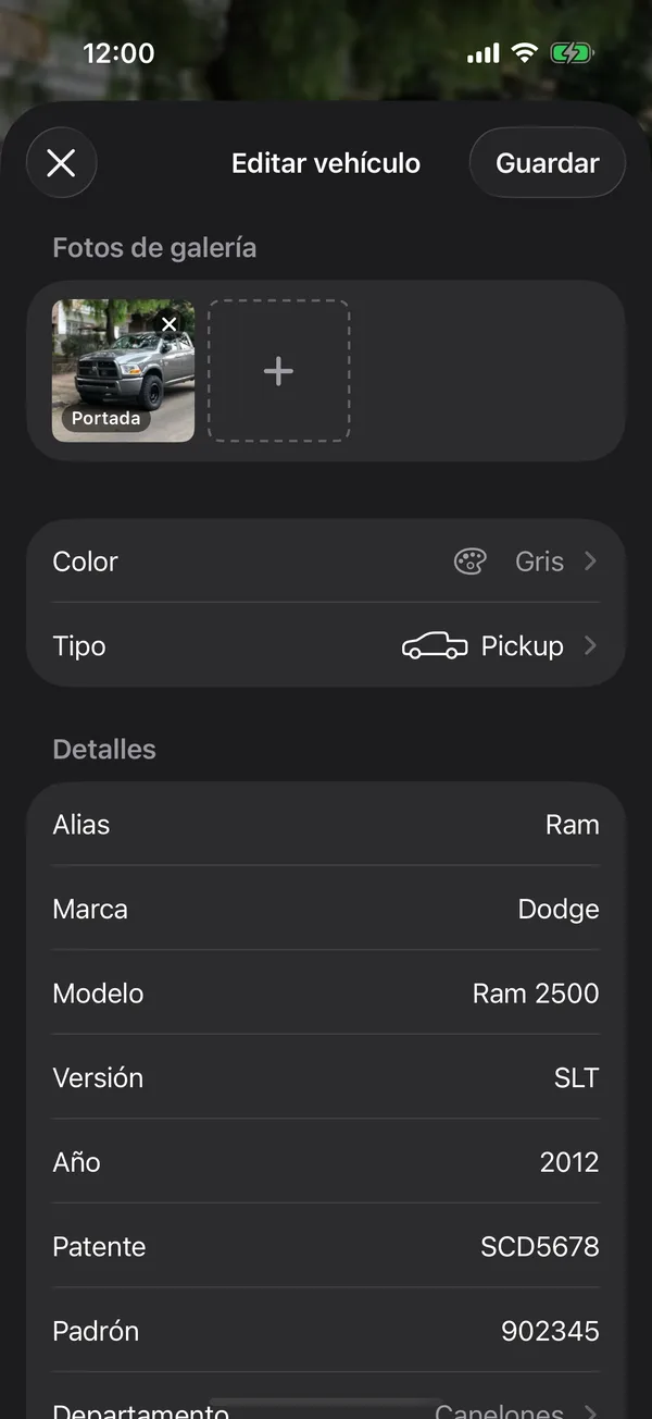 A tela Editar veículo com as fotos e os detalhes