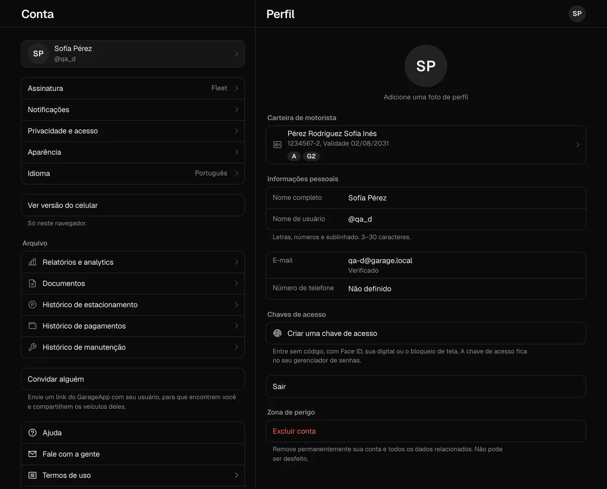 Sua conta na web no computador, com a lista à esquerda e suas informações pessoais à direita