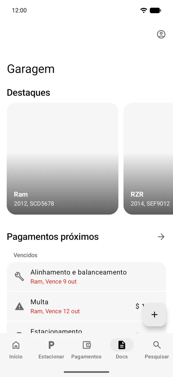 A aba Documentos com a carteira de motorista, uma apólice e um documento