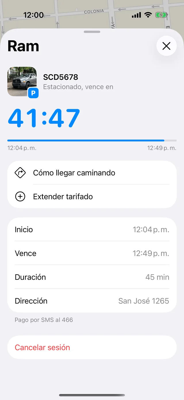 Un estacionamiento tarifado en curso