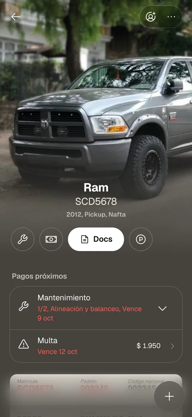 La página de un vehículo en la web, en el navegador de un teléfono