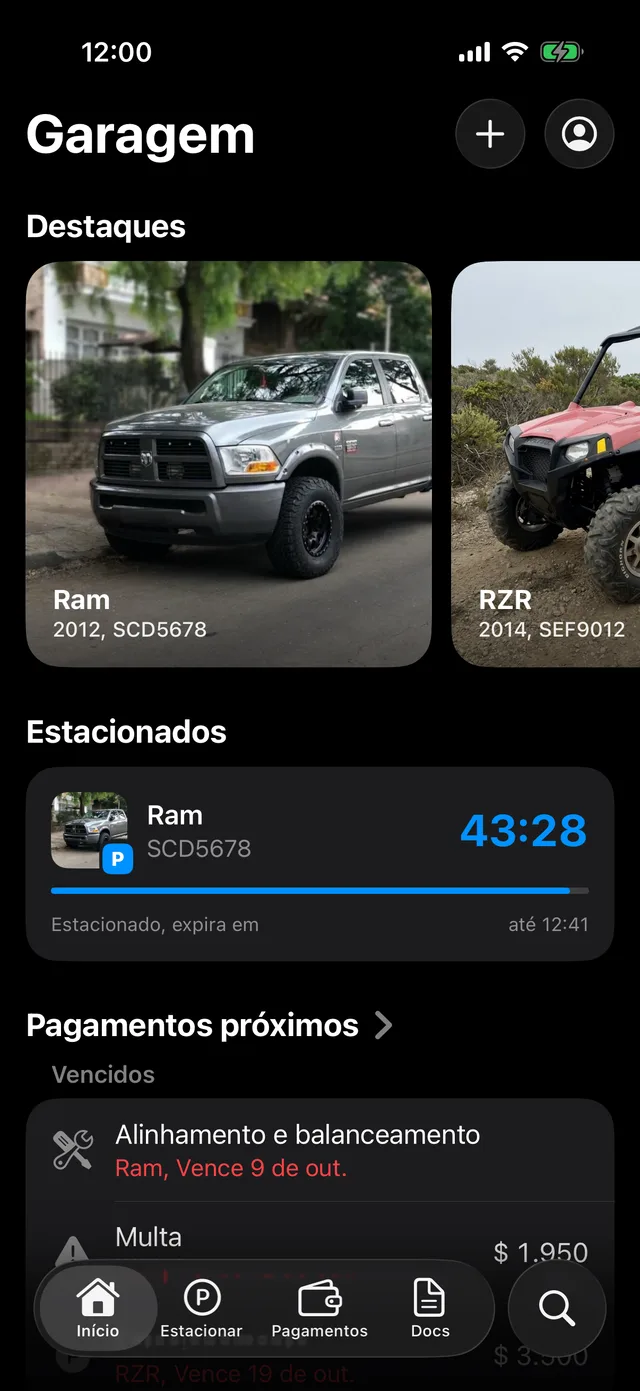 Os veículos na tela inicial do GarageApp