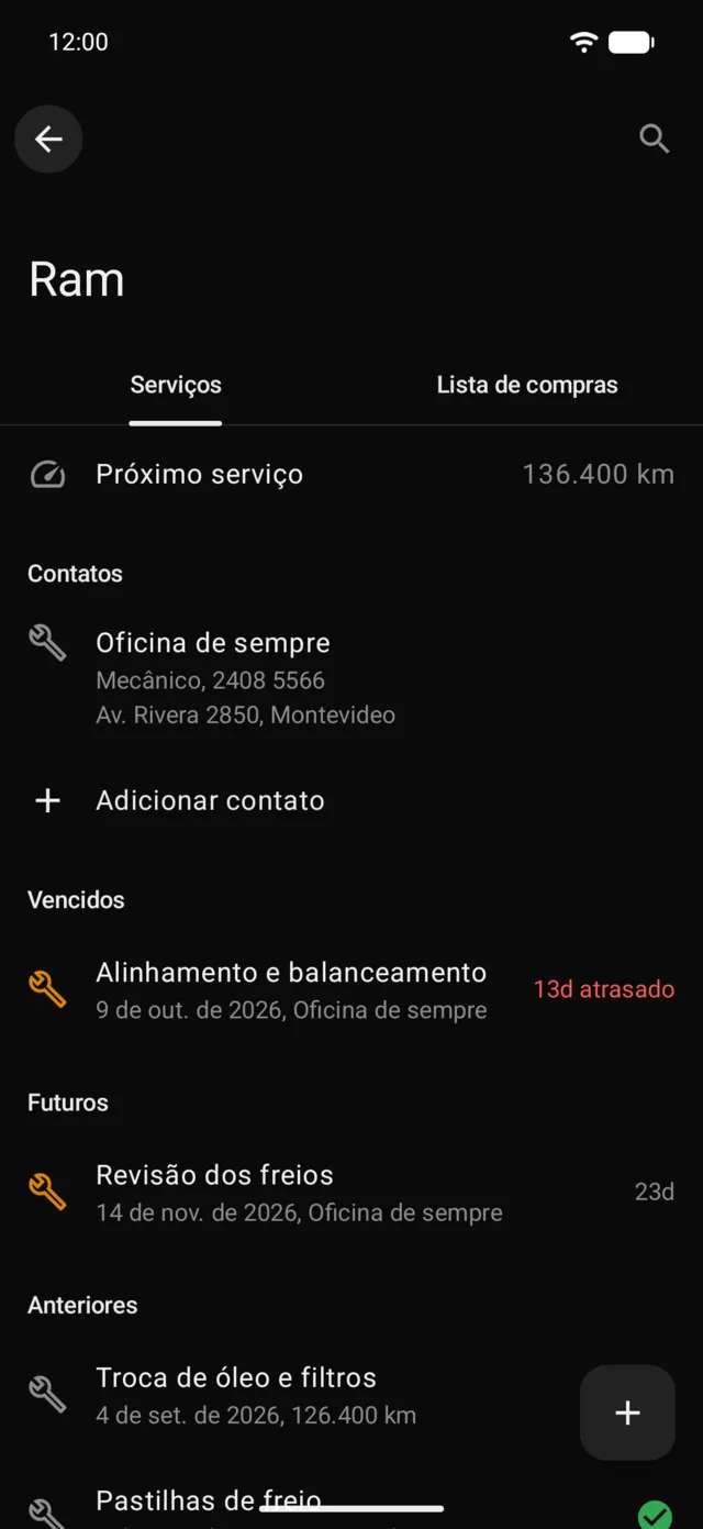 As revisões de um veículo, com a próxima por quilometragem